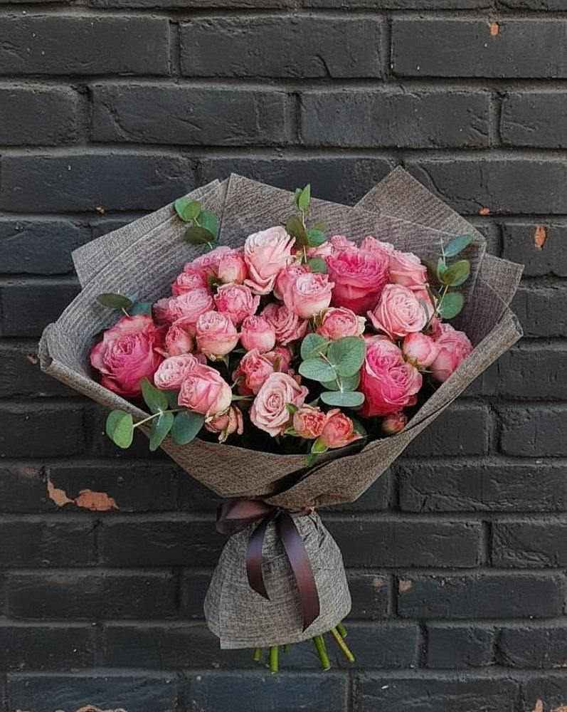 Букет цветов из: Розы в Кирове Калужской области