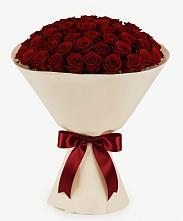 Букет 101 Бордовая роза Блэк Бакарра в Кирове Калужской области