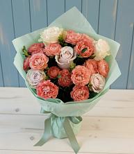 Букет цветов из:  Розы в Кирове Калужской области