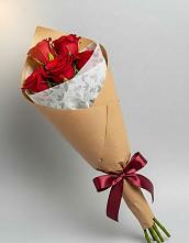Букет цветов из:  Розы в Кирове Калужской области