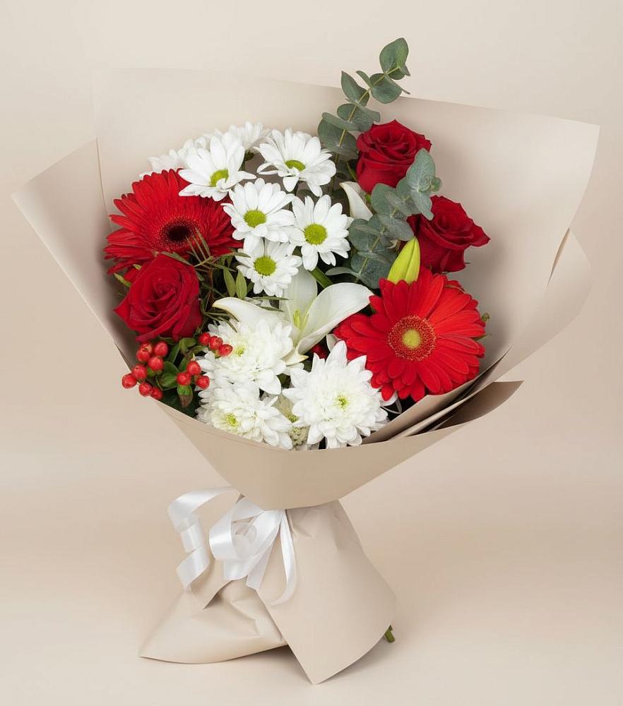 Букет цветов из: Розы, Хризантемы, Герберы и Лилии в Кирове Калужской области