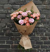 Букет цветов из:  Розы в Кирове Калужской области