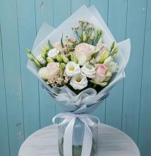 Букет цветов из:  Розы и Лизиантусы #REPLACE_PRED# Кирове Калужской области