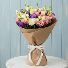 Букет цветов из:  Лизиантусы в Кирове Калужской области