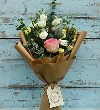 Букет цветов из:  Розы и Лизиантусы #REPLACE_PRED# Кирове Калужской области